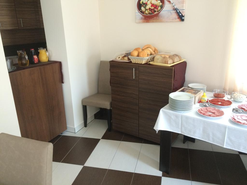 Hotel Granatalma Vendeghaz Fehérvárcsurgó Exteriér fotografie